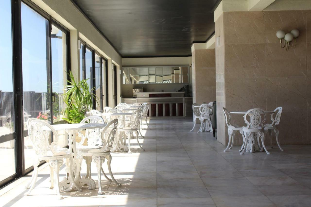 Apartment Qiu Коста да Капарика Екстериор снимка